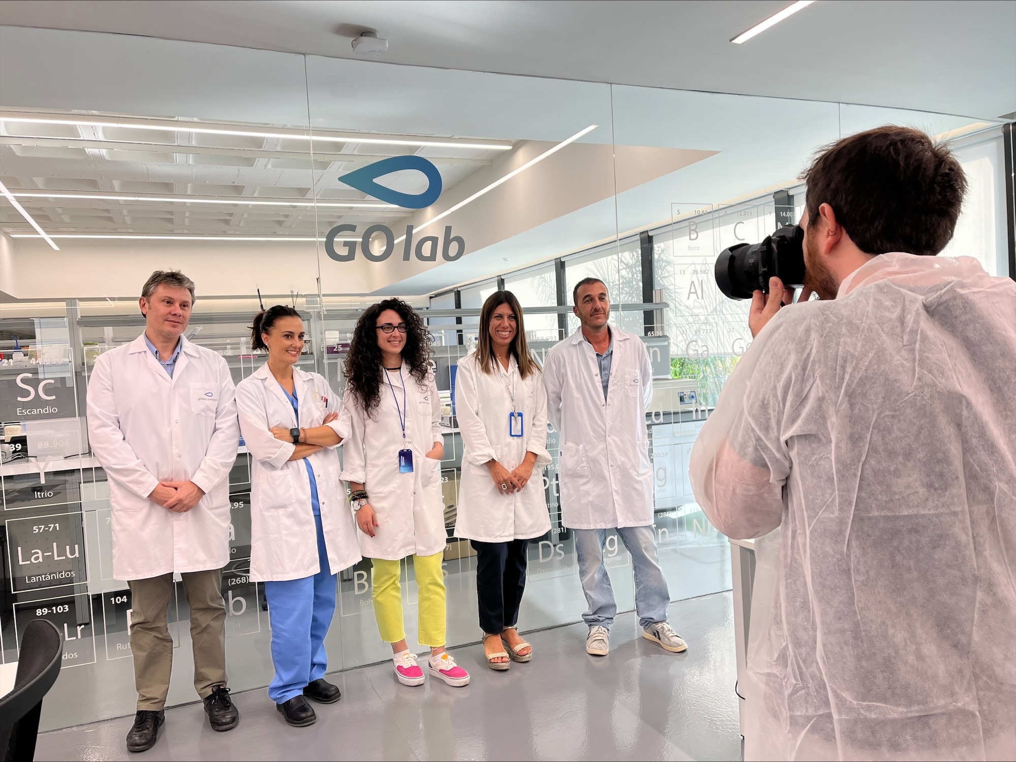 Expertos del laboratorio de Global Omnium
